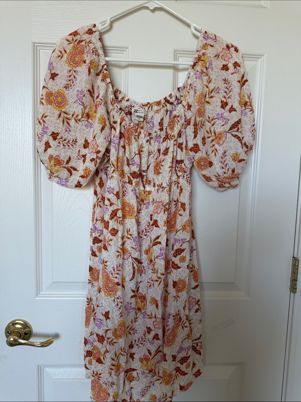 Billabong Cream Floral Puff-Sleeve Midi Dress